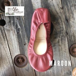 Maroon/Carmel/Black Reserved